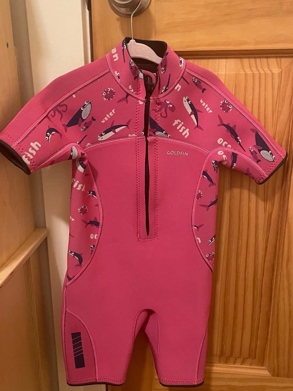 Golfin Kids' Short-Sleeve Swim Rashguard - Pink Fish Print